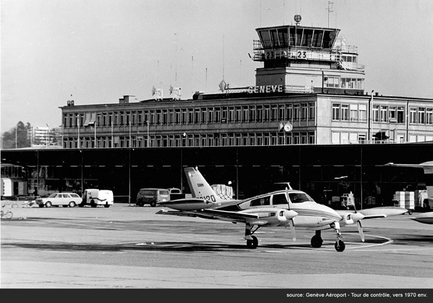 Environs 1970: tour de contrôle. Crédit photo: Genève Aéroport