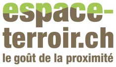 Green and brown Espace Terroir logo. Tagline: Le goût de la proximité. Home delivery services